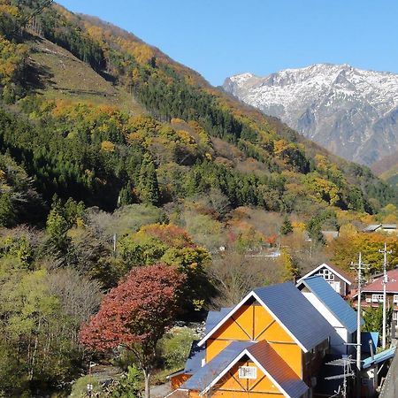 Tanigawadake Raspberry Youth Hostel Минаками Экстерьер фото