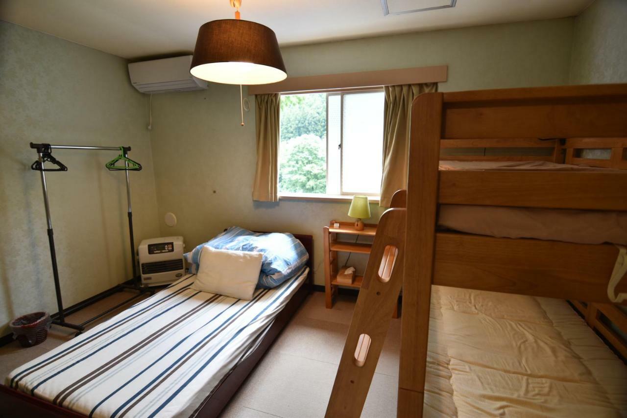 Tanigawadake Raspberry Youth Hostel Минаками Экстерьер фото