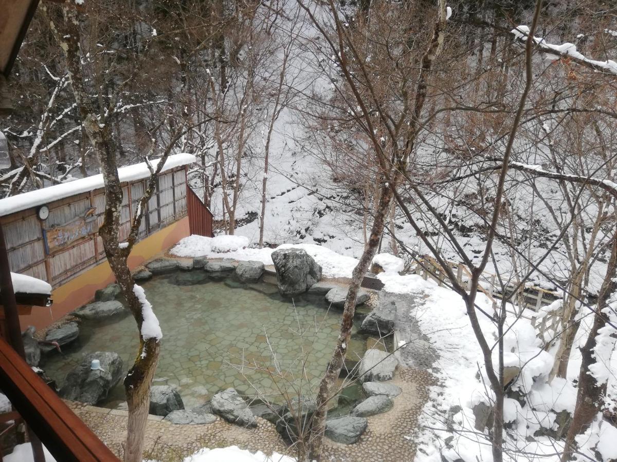 Tanigawadake Raspberry Youth Hostel Минаками Экстерьер фото